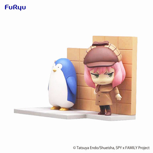 Spy x Family Hold Figur PVC Statue Anya & Pinguin 10 cm