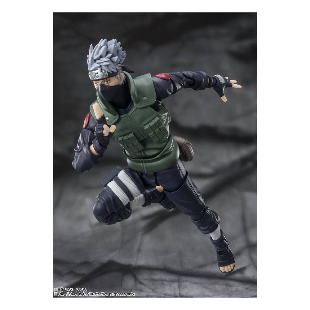 Naruto Shippuden SH Figuarts Actionfigur Kakashi Hatake - Der berühmte Sharingan-Held - 16 cm