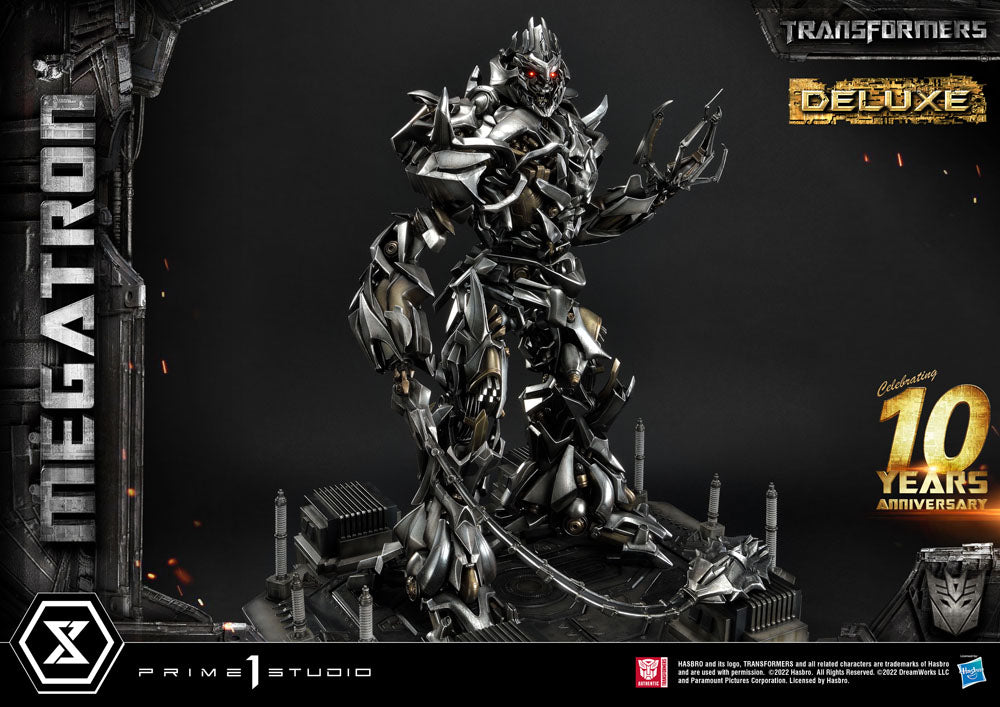 Transformers Museum Masterline Megatron Deluxe Bonus Version Statue: 84 cm Collectible