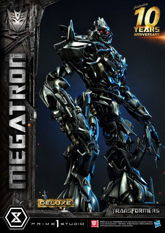 Transformers Museum Masterline Megatron Deluxe Bonus Version Statue: 84 cm Collectible