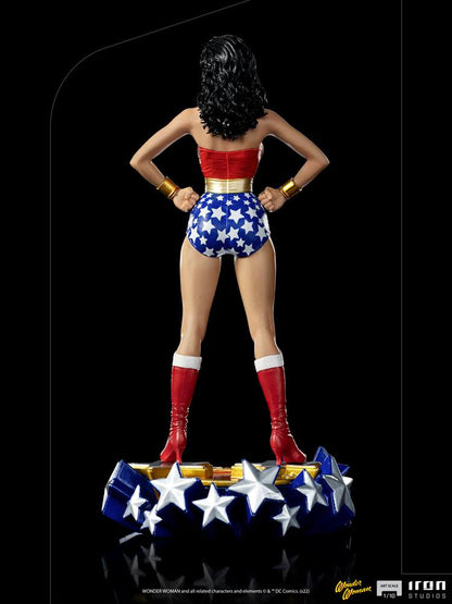DC Comics Deluxe Art Scale Statue 1/10 Wonder Woman Lynda Carter 23 cm