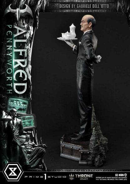 DC Comics Throne Legacy Series Statue Alfred Pennyworth (Batman Comics) 57 cm