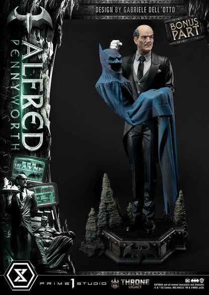 DC Comics Throne Legacy Series Statue Alfred Pennyworth (Batman Comics) Bonusversion 57 cm