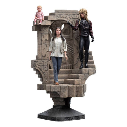 Labyrinth Statue 1/6 Sarah &amp; Jareth in the Illusionary Maze 57 cm