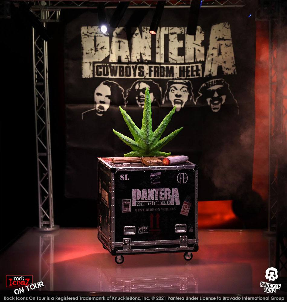 Pantera Rock Ikonz Cowboys From Hell On Tour Road Case Statue + Bühnenhintergrund