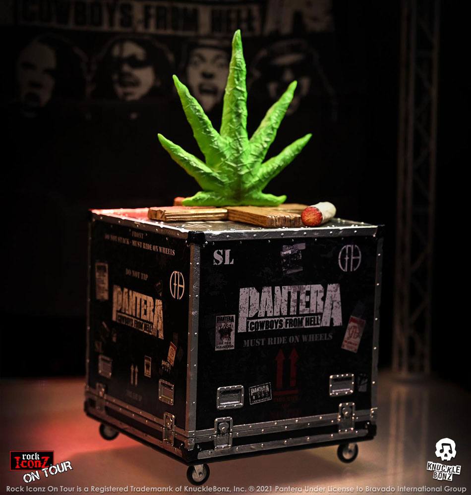 Pantera Rock Ikonz Cowboys From Hell On Tour Road Case Statue + Bühnenhintergrund