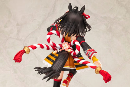 Uma Musume Pretty Derby PVC Statue 1/7 Outrunning the Encroaching Heat Kitasan Schwarz 30 cm