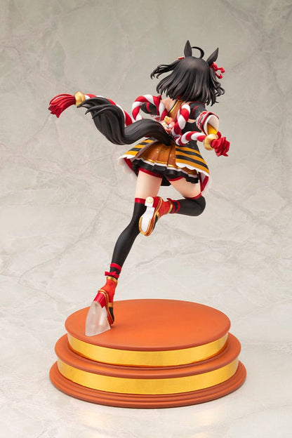Uma Musume Pretty Derby PVC Statue 1/7 Outrunning the Encroaching Heat Kitasan Schwarz 30 cm