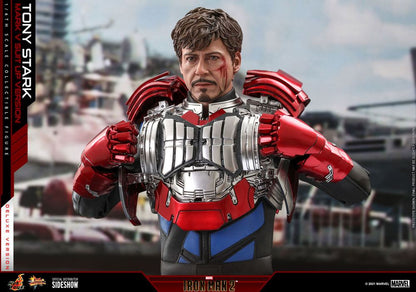Iron Man 2 Movie Masterpiece Action Figure 1/6 Tony Stark (Mark V Suit Up Version) Deluxe 31 cm 