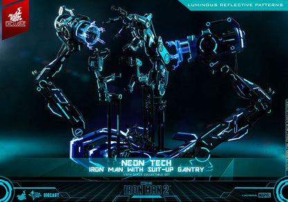 Iron Man 2 Actionfigur 1/6 Neon Tech Iron Man mit Suit-Up Gantry 32 cm