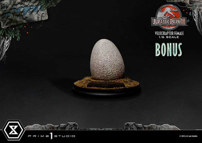 Jurassic Park III Legacy Museum Collection Statue 1/6 Velociraptor Female Bonus Version 44 cm