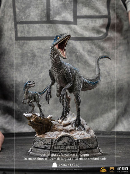 Jurassic World Dominion Deluxe Art Scale Statue 1/10 Blue and Beta 20 cm