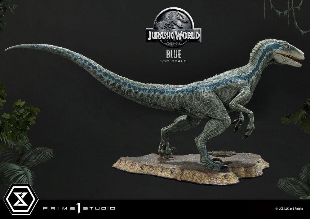 Jurassic world fallen kingdom prime collectibles statue 1/10 blue (åben mund version) 17 cm - SuperMerch.dk figur fuld størrelse set fra højre side