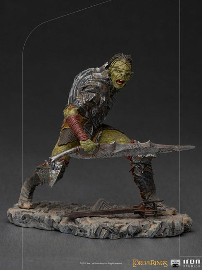 Herr der Ringe BDS Art Scale Statue 1/10 Schwertkämpfer Ork 16 cm