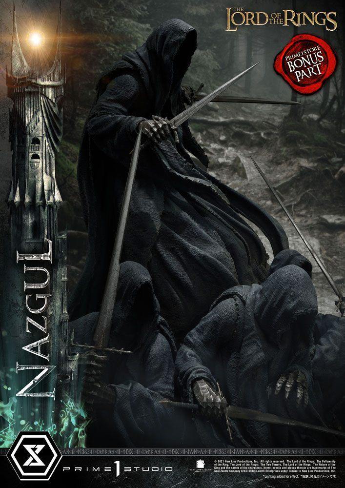 Lord of the rings statue 1/4 Nazgul bonus version 66 cm - SuperMerch.dk med tårn ved siden af
