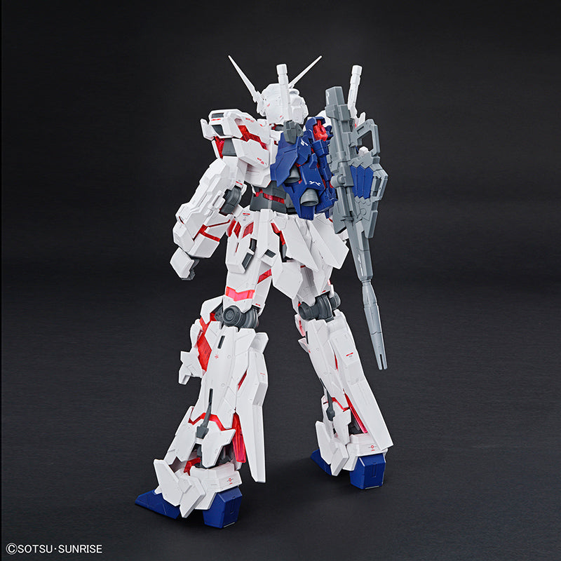 MEGA SIZE GUNDAM EINHORN ZERSTÖREN 1/48