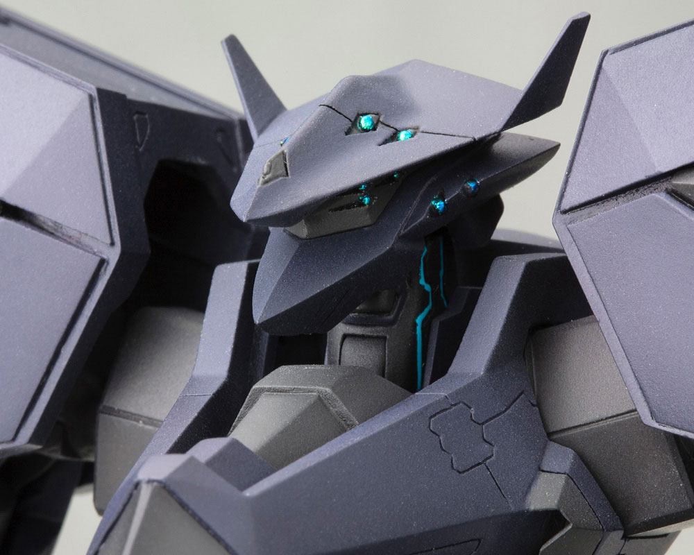 Muv-Luv Alternative Plastic Model Kit F-22A Raptor EMD Phase 2 18 cm
