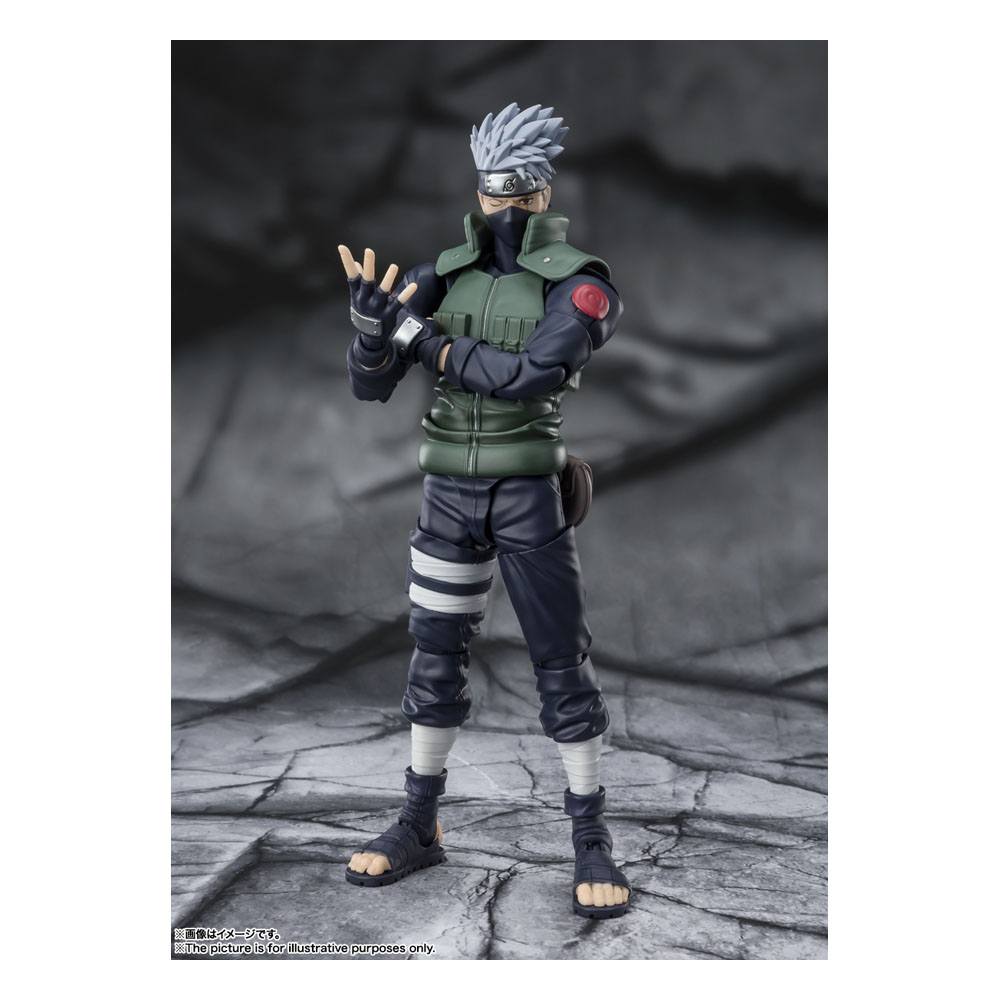 Naruto Shippuden SH Figuarts Actionfigur Kakashi Hatake - Der berühmte Sharingan-Held - 16 cm