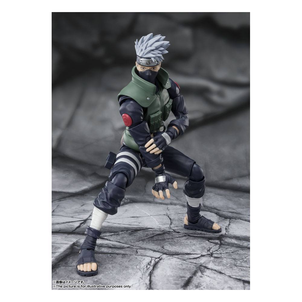 Naruto Shippuden SH Figuarts Actionfigur Kakashi Hatake - Der berühmte Sharingan-Held - 16 cm