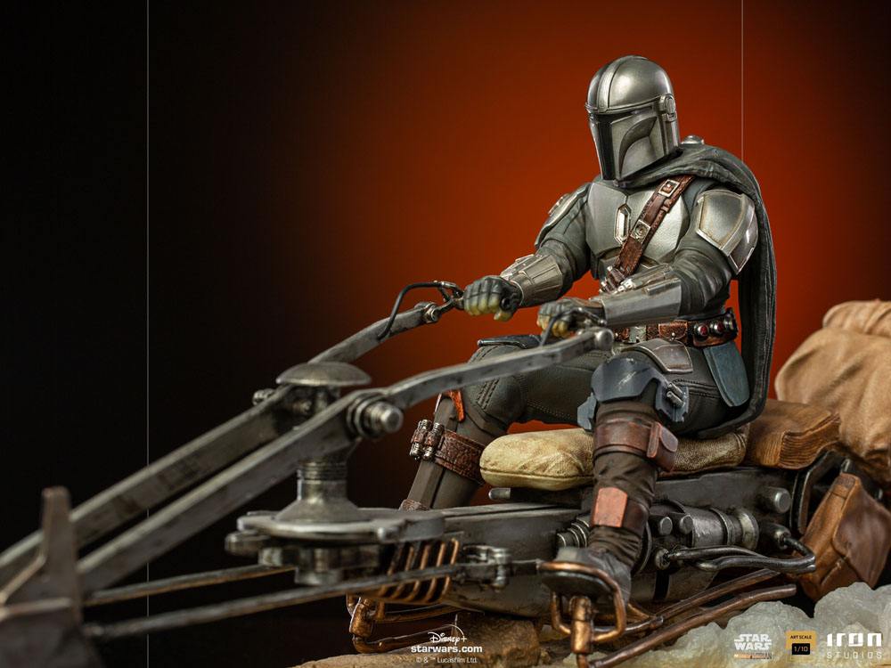 Star Wars The Mandalorian Deluxe Art Scale Statue 1/10 Mandalorian on Speederbike 18 cm
