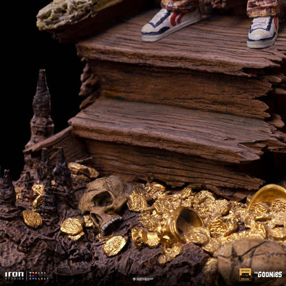 The Goonies - Deluxe Art Scale Statue - 1/10 Faultier und Chunk 30 cm