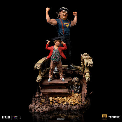 The Goonies - Deluxe Art Scale Statue - 1/10 Faultier und Chunk 30 cm