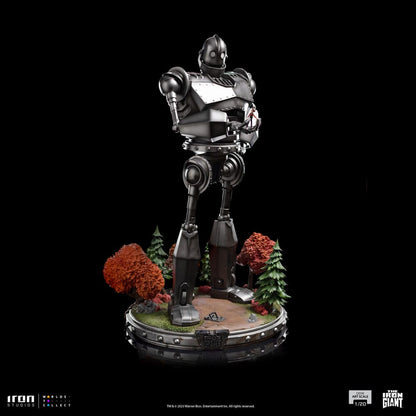 The Iron Giant Demi Art Scale Statue 1/20 Iron Giant &amp; Hogarth Hughes 60 cm