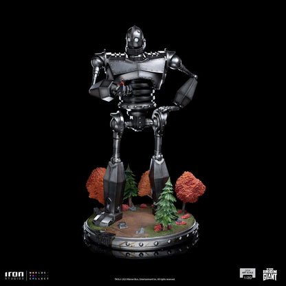 The Iron Giant Demi Art Scale Statue 1/20 Iron Giant &amp; Hogarth Hughes 60 cm