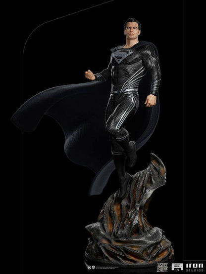 Zack Snyder's Justice League Art Scale Statue 1/4 Superman Schwarzer Anzug 69 cm